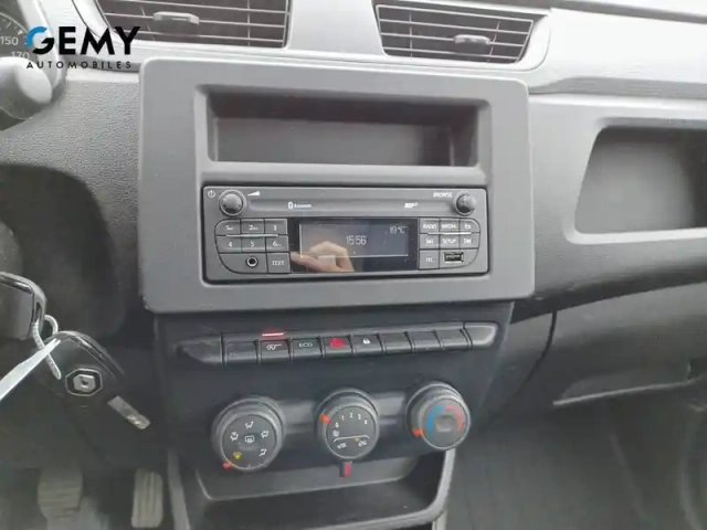 Renault Express Van tce 100 - 22 — photo 16