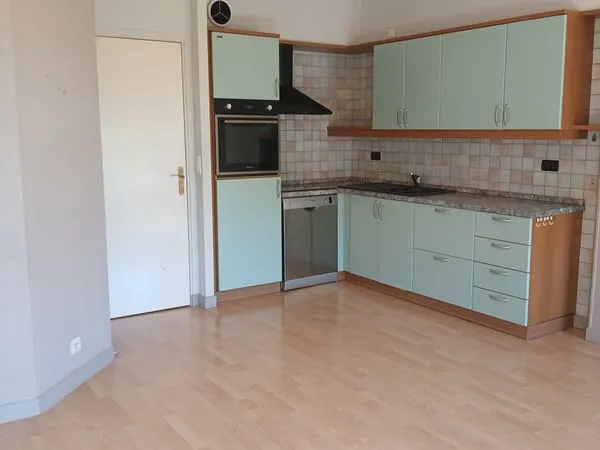 Charmant appartement f1bis centre ville