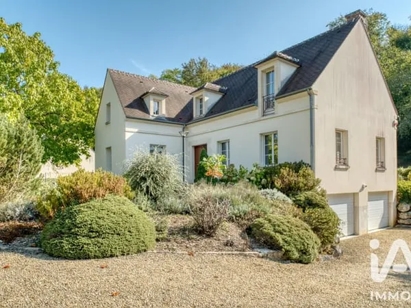 Maison 6 pièces 226 m²
