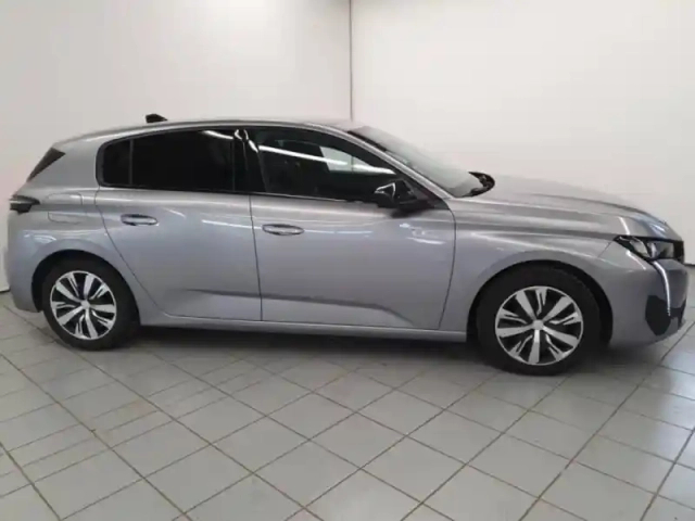 Peugeot 308 1.2 puretech 130ch s&amp;s allure pack eat8 — photo 11