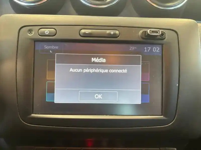 Dacia Duster eco-g 100 4x2 — photo 28
