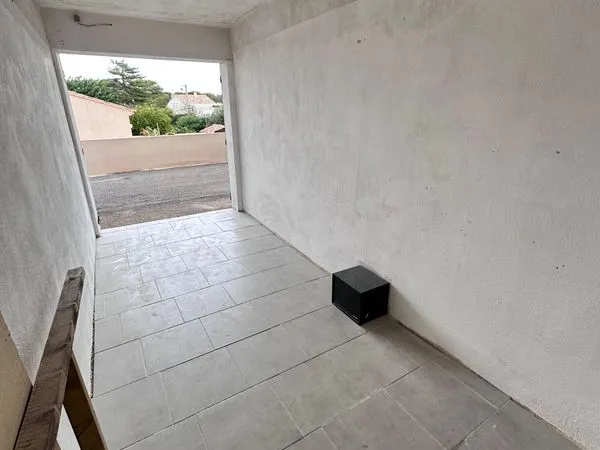 Garage sécurisé à louer à Carry