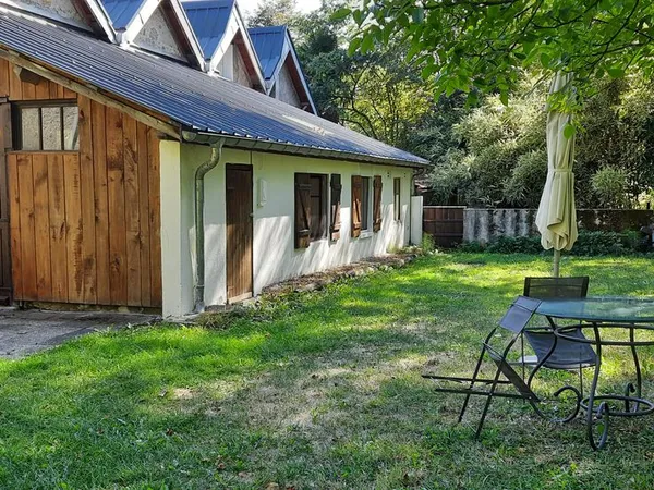 Maison au calme avec jardin