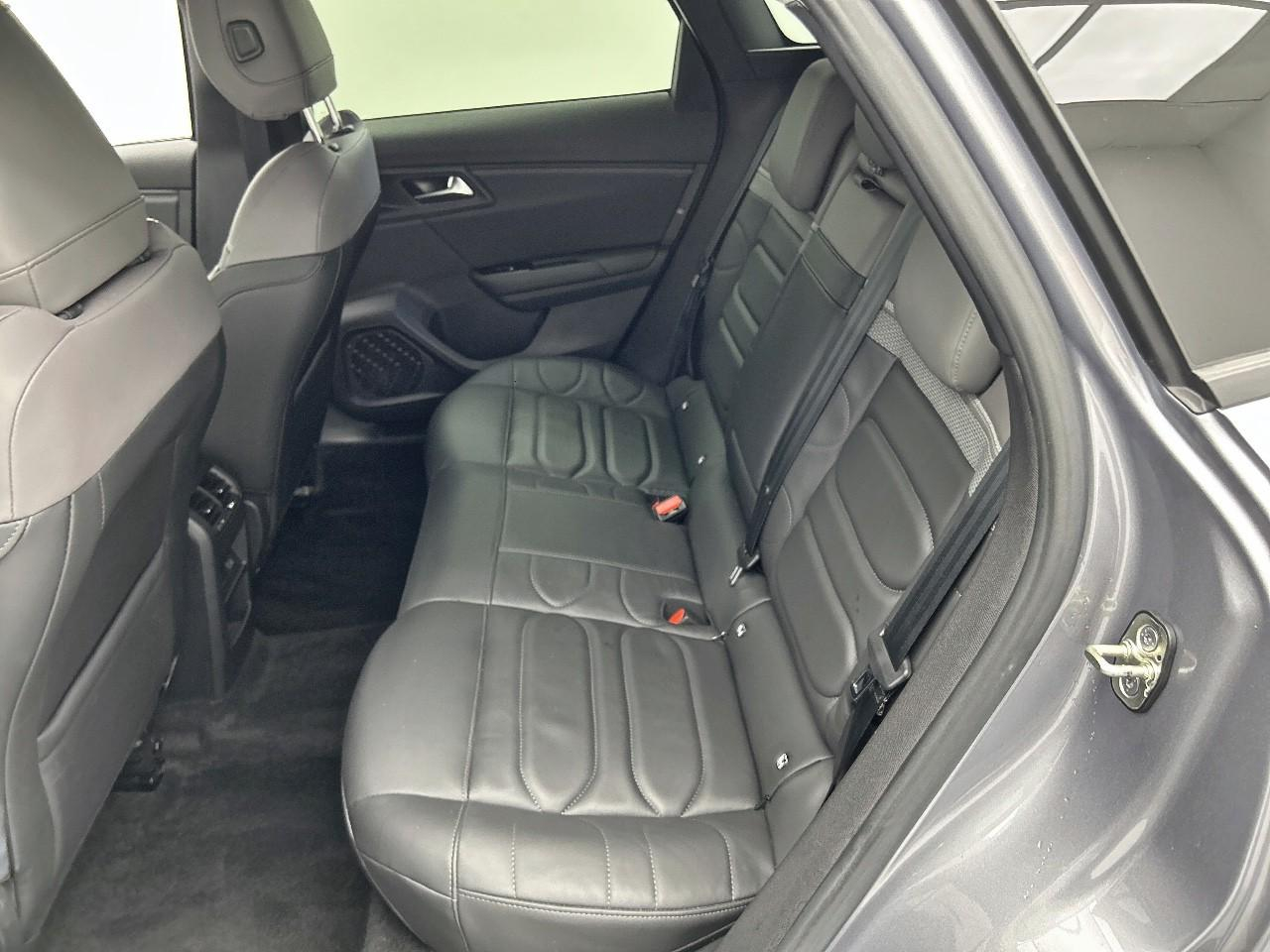 Citroën C5 X hybride rechargeable 225 s&s e-eat8 shine — photo 13