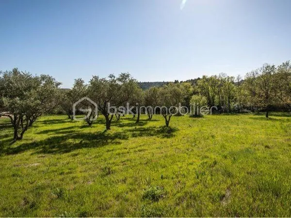 Terrain 2657 m²