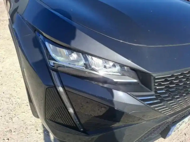 Peugeot 408 puretech 130 ch s&amp;s eat8 — photo 16