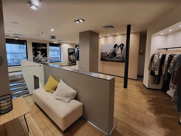 Boutique 230 m²