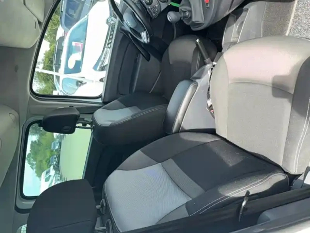 Renault Kangoo blue dci 95 — photo 19