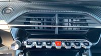 Peugeot 2008 1.2 PureTech 130ch S&S Allure Pack EAT8 — photo 26