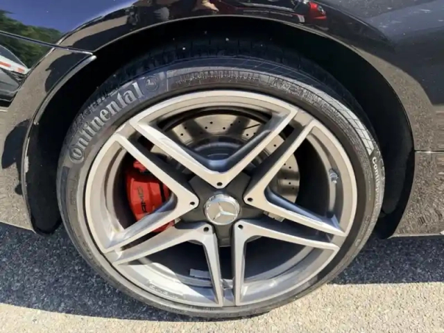 Mercedes Classe C amg c 63 s — photo 12