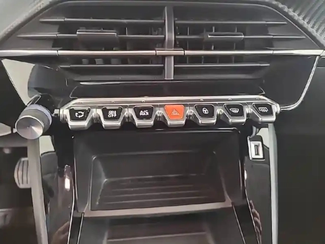 Peugeot 208 puretech 75 s&amp;s bvm5 — photo 48
