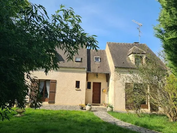 Maison 10 pièces 165 m²