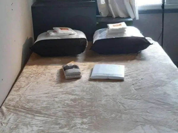 Chambre meublée chez Franck