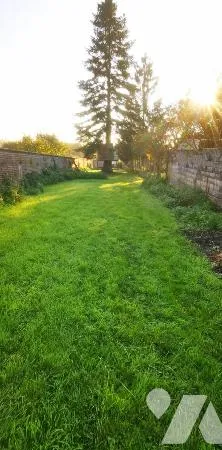Terrain 583 m²