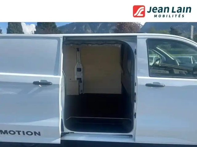 Volkswagen Transporter van l1h1 2.0 tdi 170 bva8 4motion — photo 8