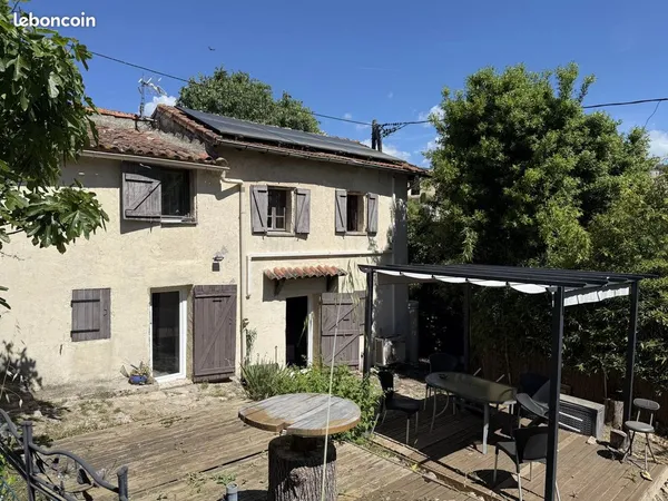 Maison 2 pièces 61 m²