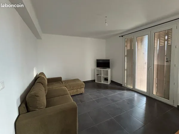 Location T3 meublé 67m2