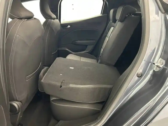 Renault Clio tce 90 - 21n — photo 29