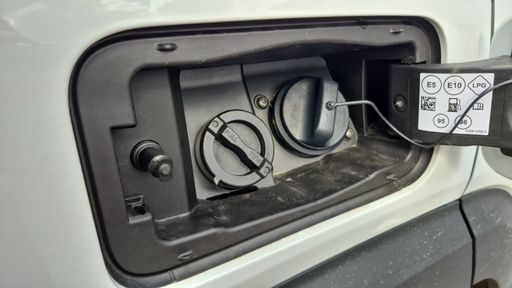 Dacia Duster 1.2 ECO-G 120 - Essential – 2026 – 10001 km – Bicarburation essence GPL – Boîte Manuelle — photo 7