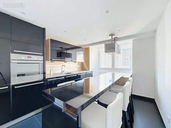 Appartement 3 pièces 82 m²