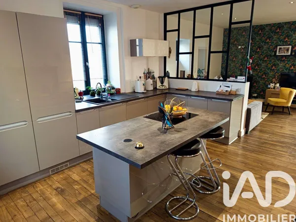 Maison 7 pièces 201 m²