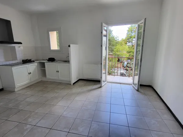 Appartement F2 avec balcons