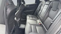 Volvo Xc60 T8 Twin Engine 303 + 87ch Inscription Luxe Geartronic — photo 15