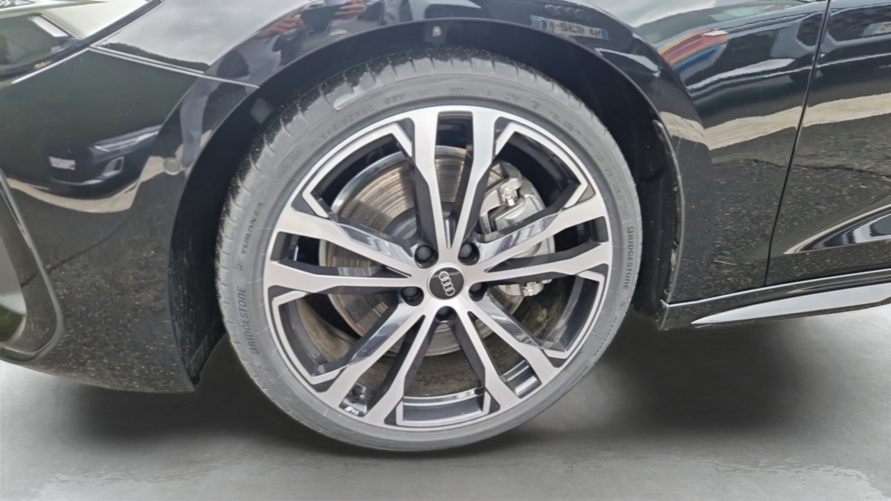 Audi A5 e-hybrid 299 ch S tronic 7 Quattro — photo 16