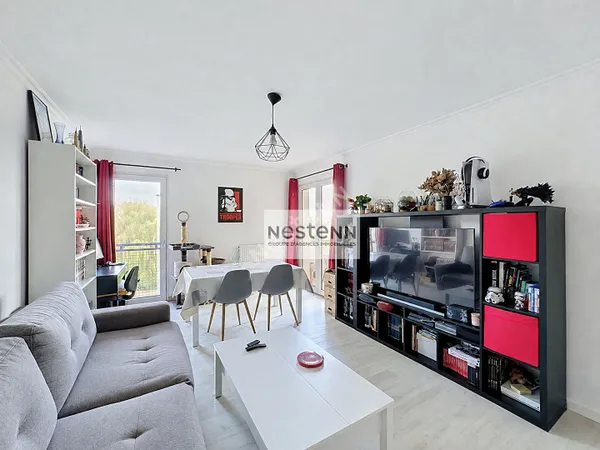 Ermont - En exclusivité - Appartement 2 pièces - balcon - parking en sous-sol -