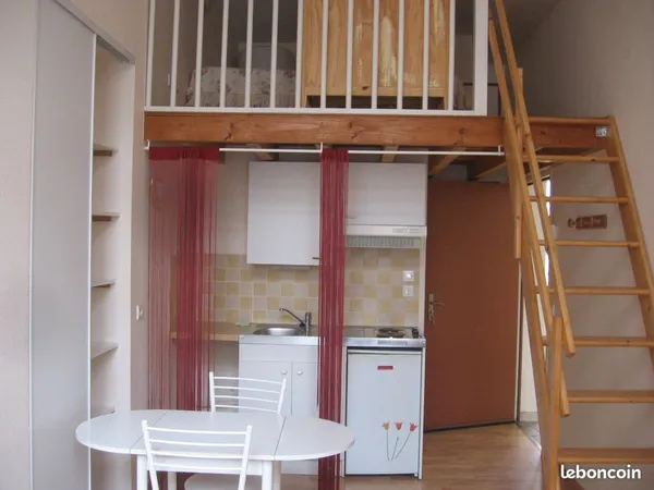 Appartement F1 en hyper CV