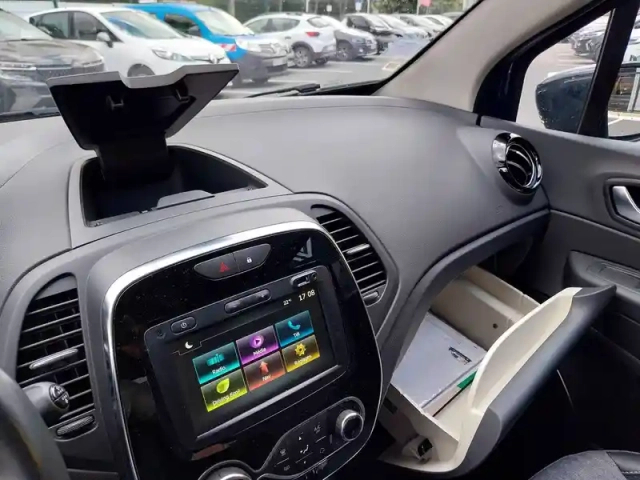Renault Captur tce 130 fap — photo 29
