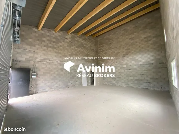 Entrepôt 80 m² Fayence