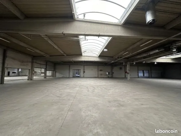 Caudry - ensemble industriel 6 200 m² - divisible en 3 lots - 100 /m²