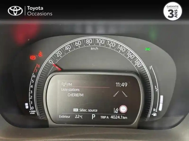 Toyota Aygo x 1.0 vvt-i 72ch design s-cvt my23 — photo 14