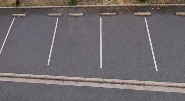 Place de parking - le Bourget