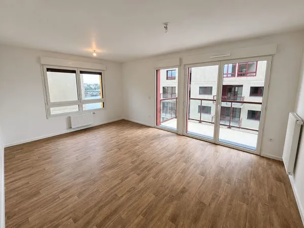 Ivry Sur Seine - 3 pièces 63.31 m2 avec balcon et parking