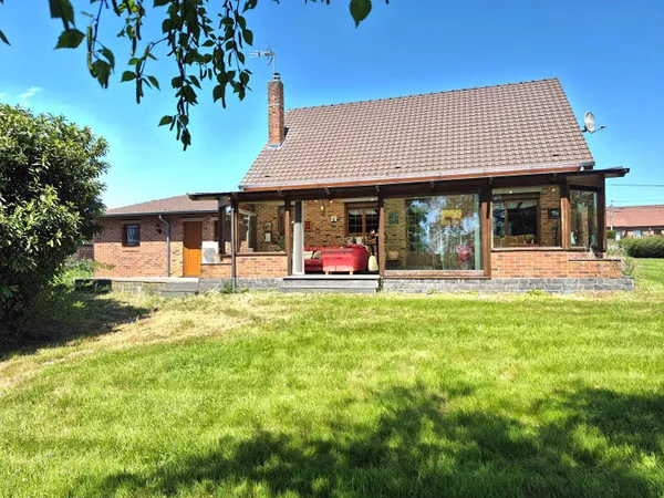 Pavillon sur Louvignies Quesnoy de 149 m2
