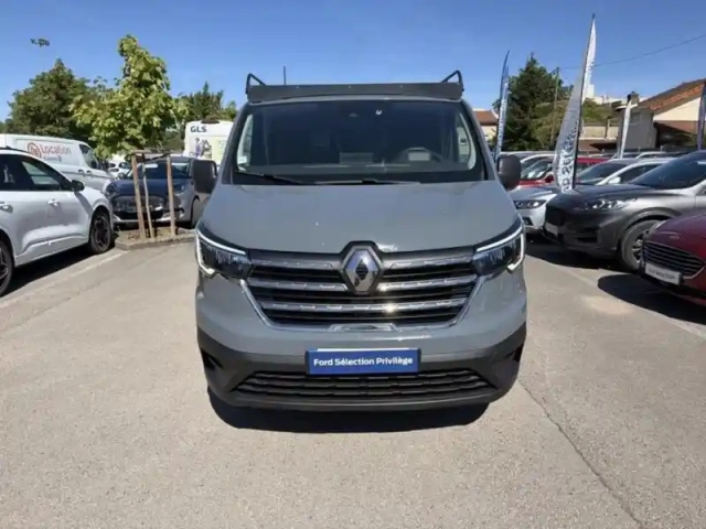 Renault Trafic fg l1h1 2t8 2.0 blue dci 130ch grand confort — photo 2