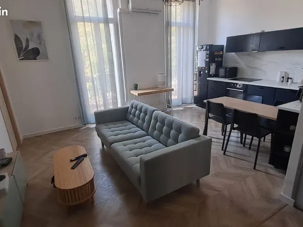 Appartement t 3 avenue du prado