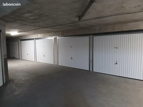 Garage box sécurisé