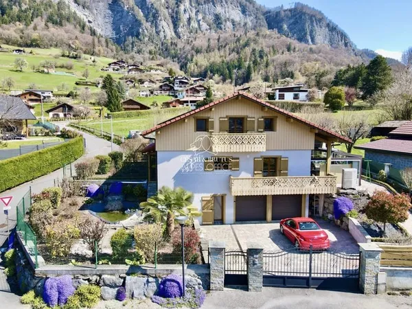 Sallanches - Chalet 7 pièces, 5 chambres, 277 m² au total, 1