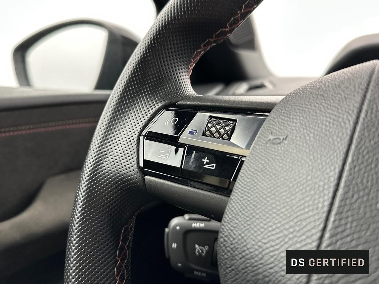 Ds Ds 3 crossback puretech 155 eat8 performance line+ — photo 18