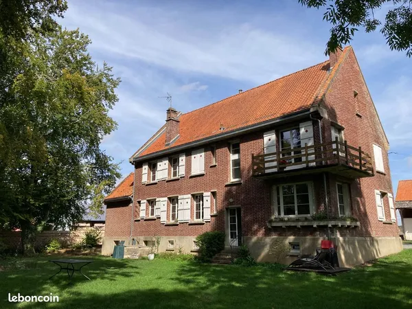 Grande maison d'exception à louer proche de Airaines