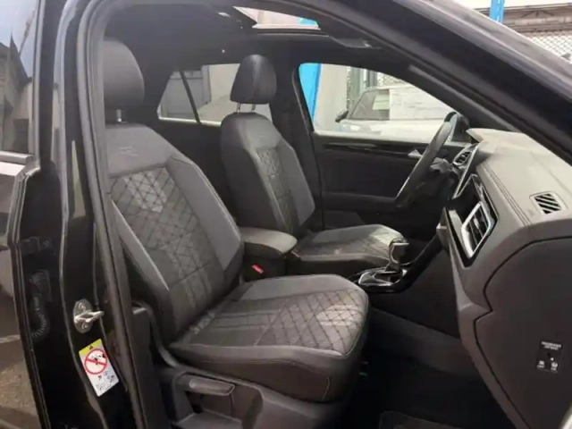 Volkswagen T-Roc 1.5 tsi evo2 150ch r-line dsg7 — photo 7