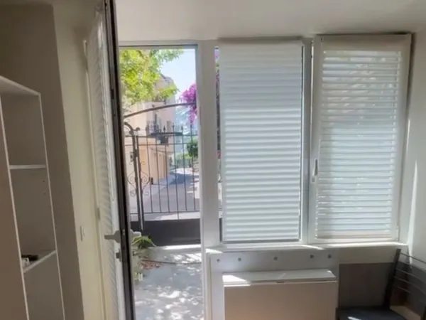 🌴 Studio meublé à louer à Nice - 750 /mois