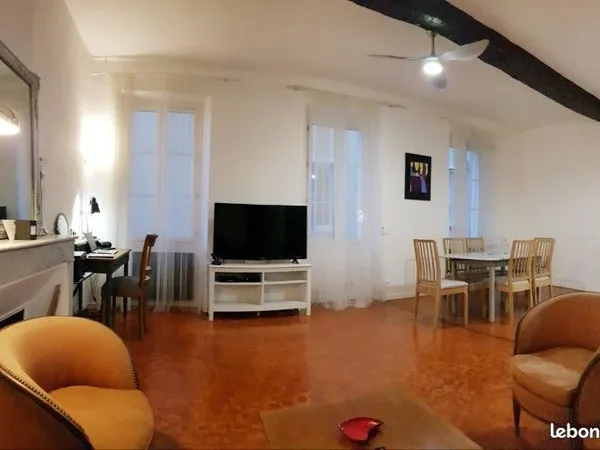 T4 meuble charmant hyeres