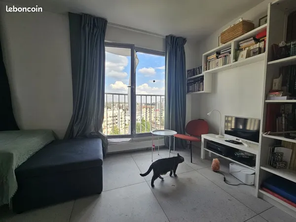 Studio aux portes de Paris