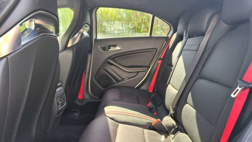 Mercedes Classe A 45 AMG 360 4Matic 7G-Tronic - AMG – 2015 – 83594 km – Essence – Boîte Automatique — photo 47