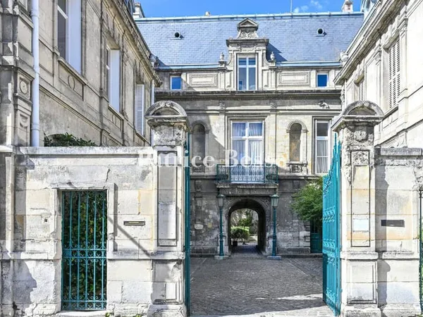 Hôtel particulier 22 pièces 732 m²