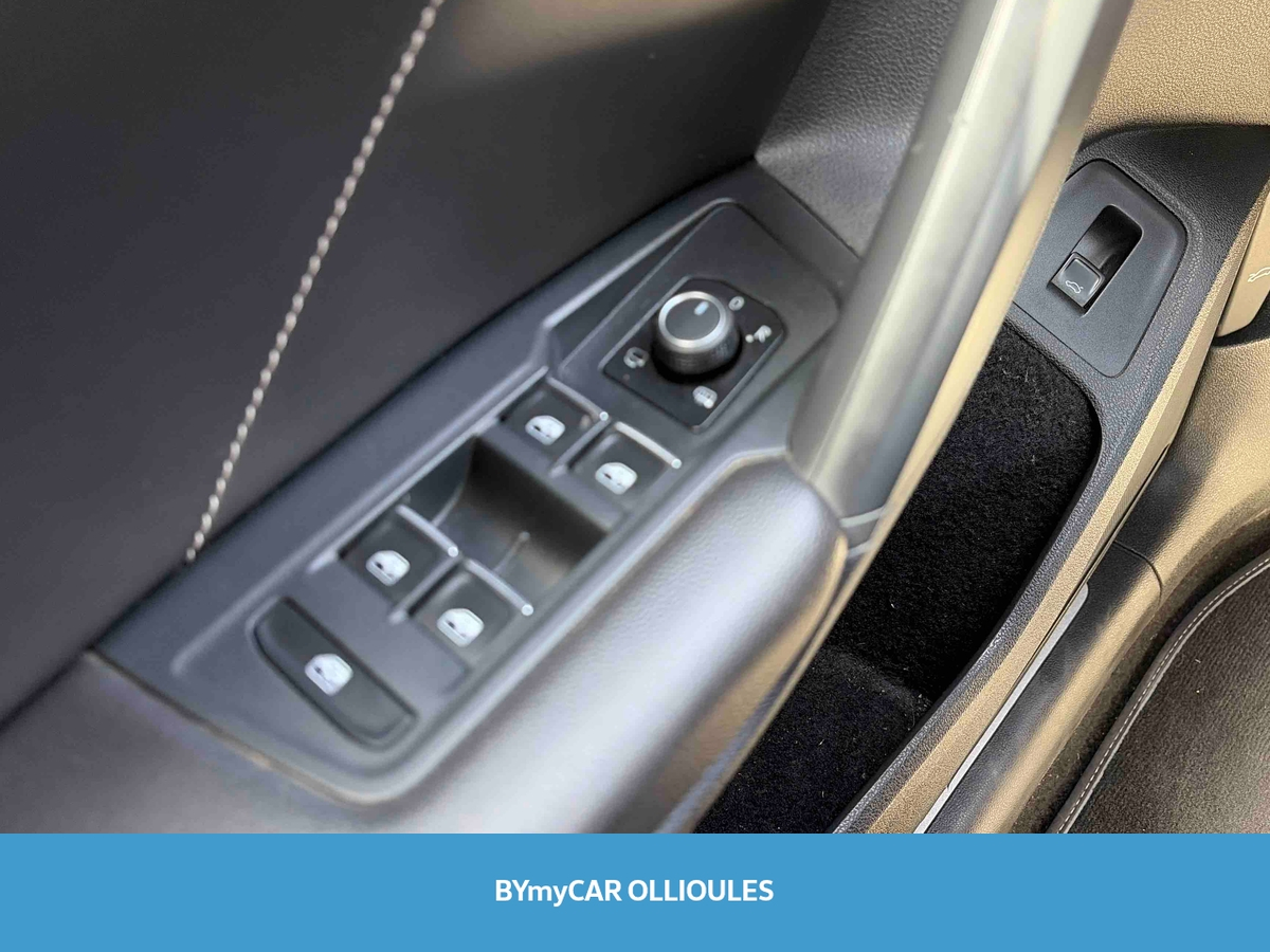 Volkswagen Tiguan 2.0 TDI 150ch DSG7 — photo 28